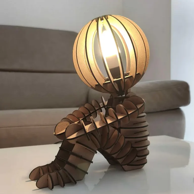 Loví Personalizaciones - Lámpara Paramétrica modelo Niño sentado 2