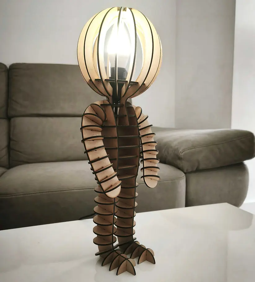 Loví Personalizaciones - Lámpara Paramétrica. Niño de pie 3